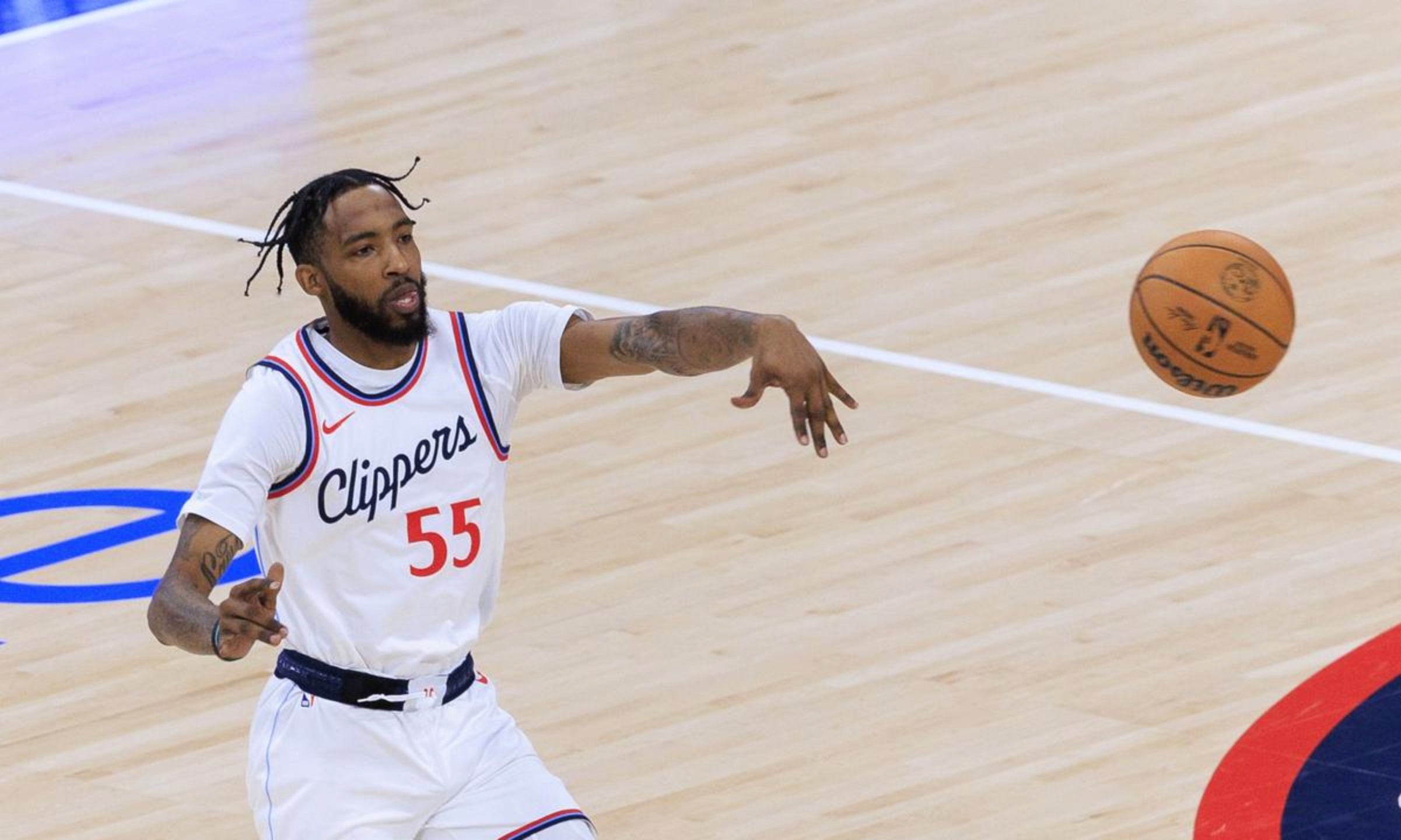 离谱！东京奥运怒砍55分洛杉矶快船赛后手感冰凉，转会期勒沃库森备战欧联