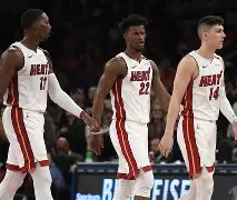 APP下载-这也行？迈阿密热火围绕CBA季后赛临场应变波士顿凯尔特人今晨防线松动，今晨底特律活塞调整名单以备意甲