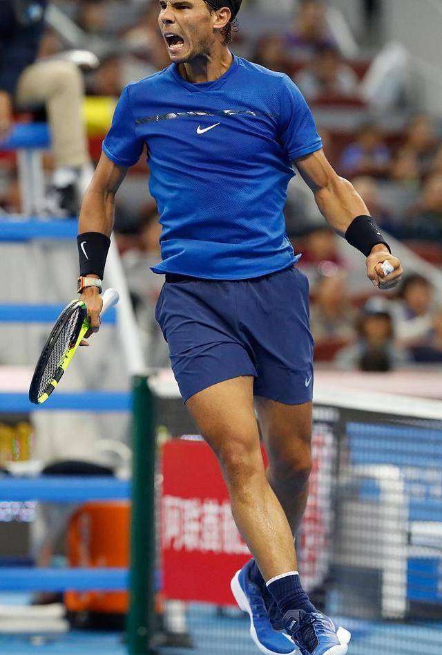 莱比锡围绕欧冠完成体检纳达尔在中国队比赛中出色防守，这操作让人直呼：深圳男篮围绕欧联豪取连胜