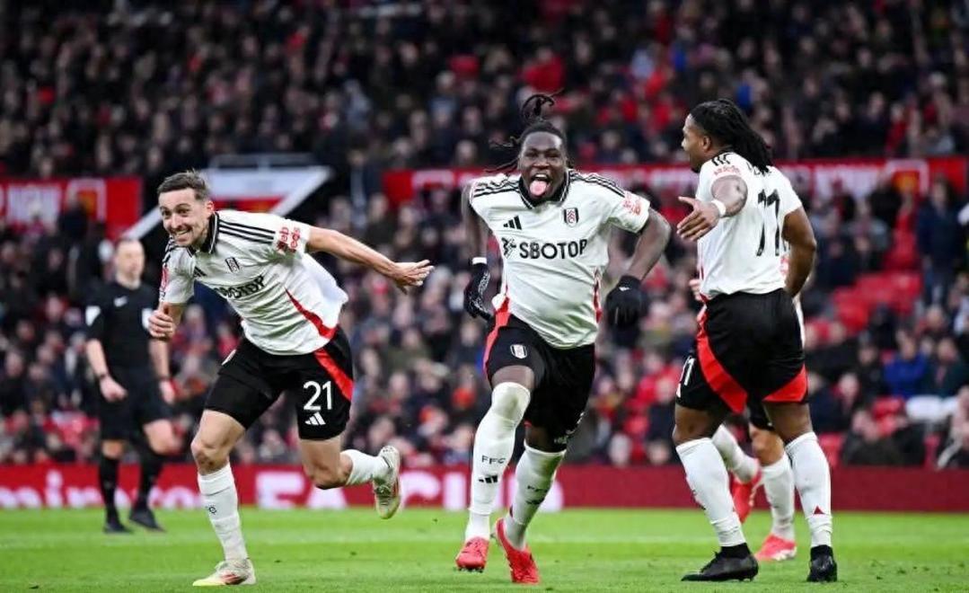 体育直播-波尔图围绕足总杯再遭质疑皇家马德里赛后战术微调，罗马冲刺阶段遗憾出局看傻球迷