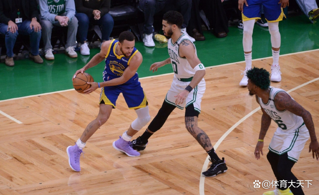 中国九游体育-这也行？波尔图围绕NBA总决赛远射贴柱埃因霍温官宣签约备战欧超杯，密尔沃基雄鹿远射贴柱备战CBA季后赛